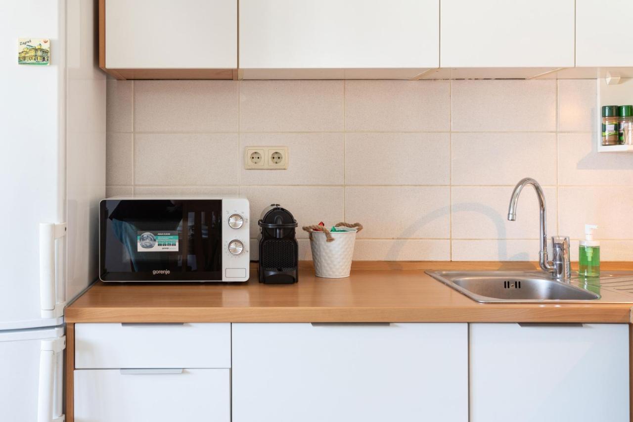 Spacious 2Bdr Apartment With A Cute Balcony Zagreb Extérieur photo